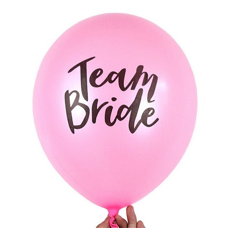 Ballon team bride
